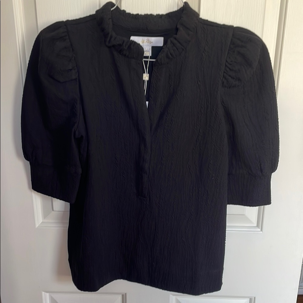 Lilly Pulitzer NWT Elegant Black Women's Top